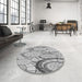 Round Patterned Platinum Gray Rug in a Office, pat768gry