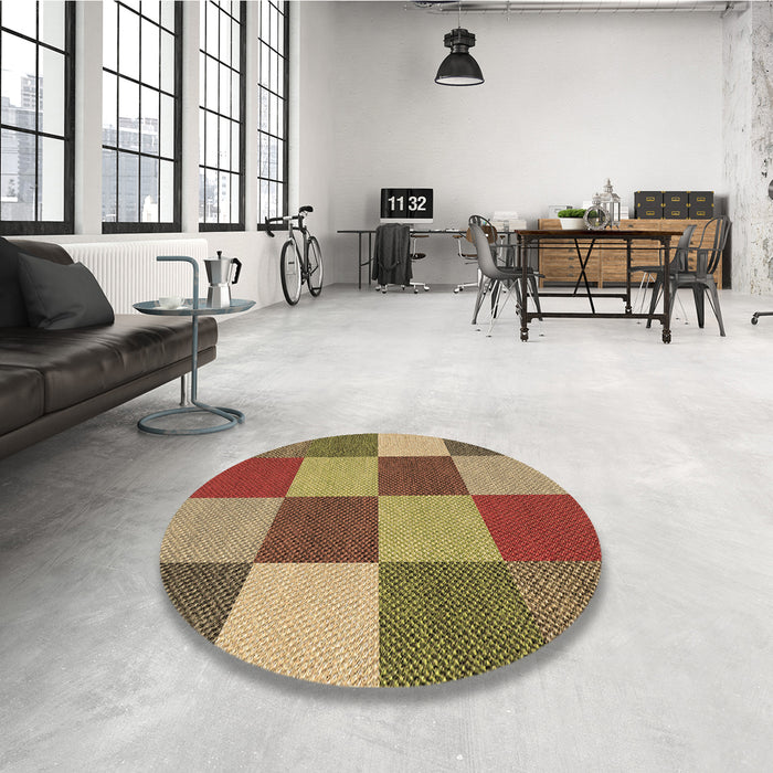 Round Patterned Metallic Gold Rug in a Office, pat777brn