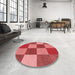 Round Patterned Red Rug in a Office, pat777rd