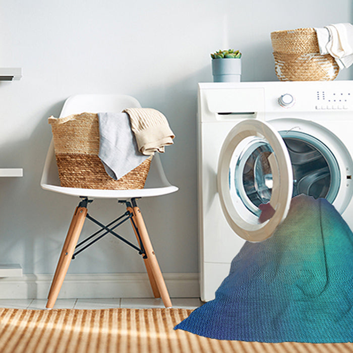 Machine Washable Transitional Macaw Blue Green Rug in a Washing Machine, wshpat786lblu