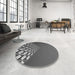 Round Patterned Black Rug in a Office, pat79gry