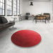 Round Patterned Red Rug in a Office, pat793rd