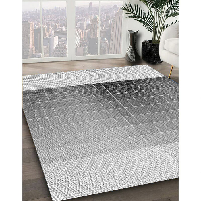 Patterned Platinum Gray Rug in Family Room, pat795gry