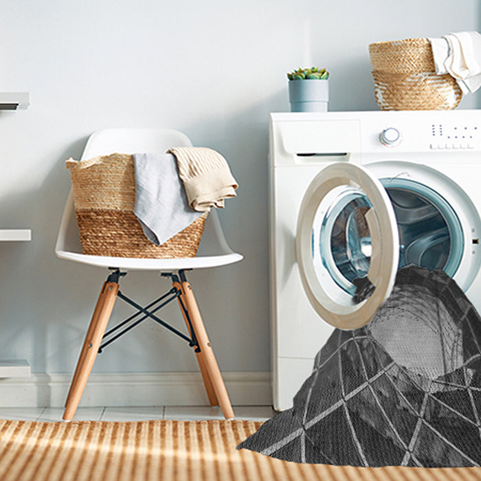 Machine Washable Transitional Gray Rug in a Washing Machine, wshpat80gry