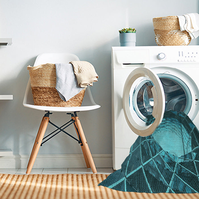 Machine Washable Transitional Dark Turquoise Green Rug in a Washing Machine, wshpat80lblu