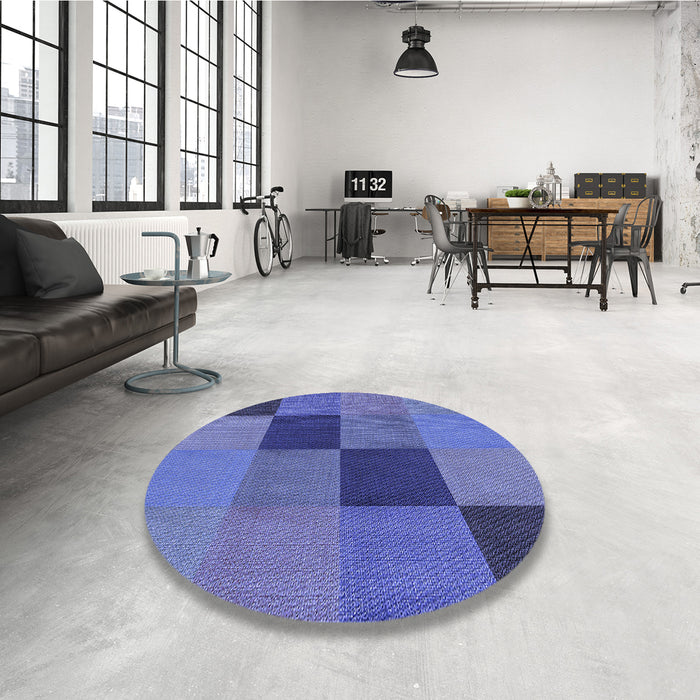 Round Patterned Sky Blue Rug in a Office, pat802blu