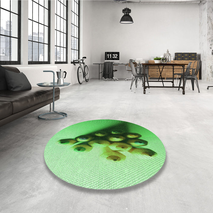 Round Patterned Green Rug in a Office, pat808grn