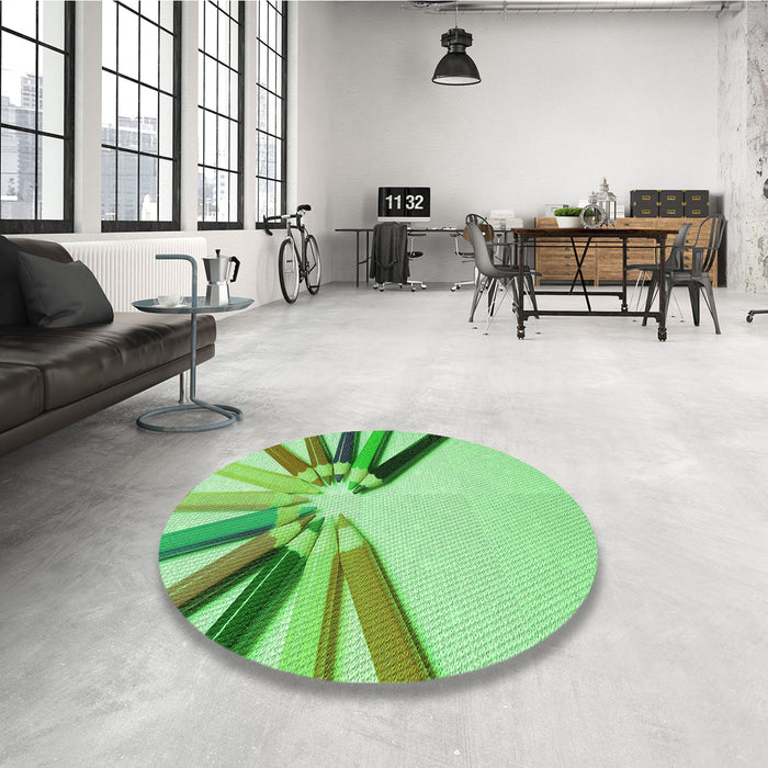 Round Patterned Green Rug in a Office, pat809grn