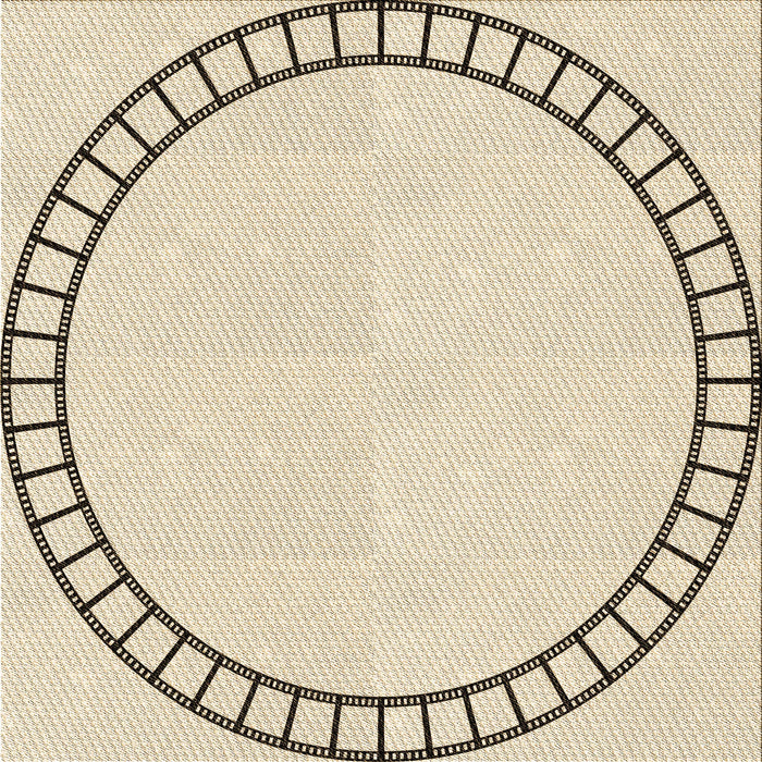 Round Patterned Moccasin Beige Rug, pat81brn