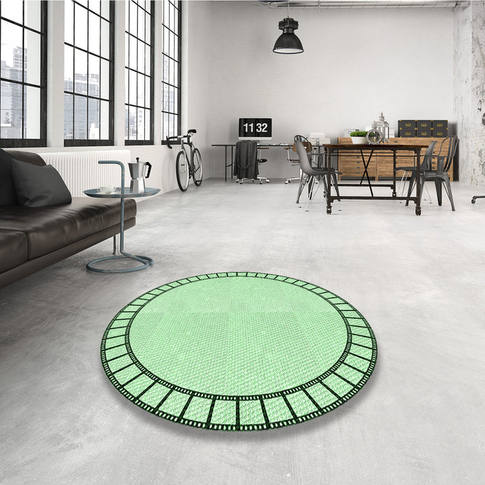 Round Patterned Mint Green Rug in a Office, pat81grn