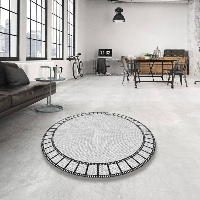 Round Patterned Off-White Novelty Rug in a Office, pat81