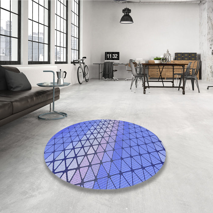 Round Patterned Blue Rug in a Office, pat820blu
