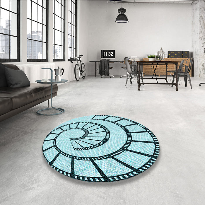Round Patterned Deep-Sea Green Rug in a Office, pat83lblu