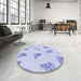 Round Patterned Blue Rug in a Office, pat835blu