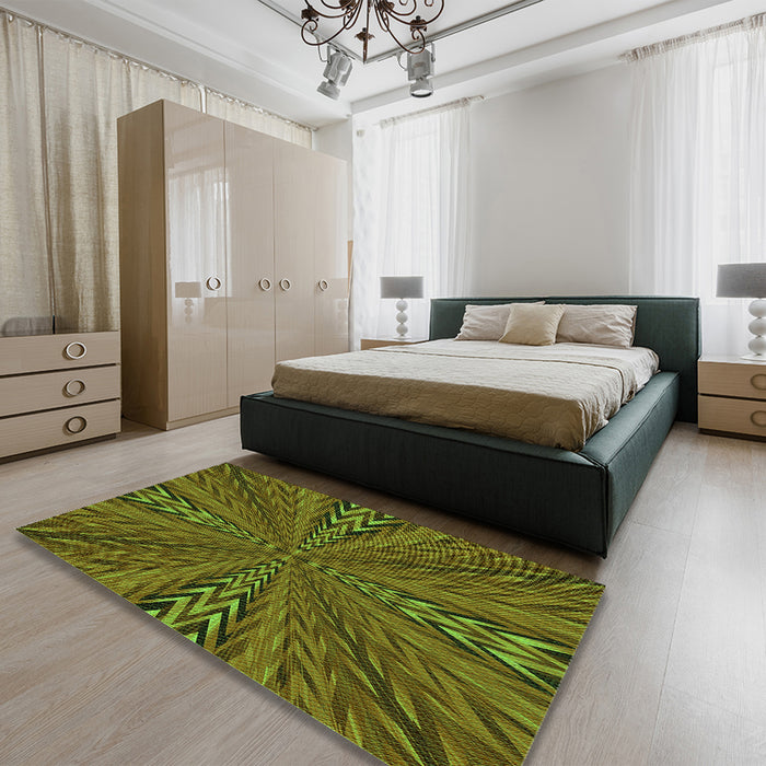 Patterned Bakers Brown Rug in a Bedroom, pat840grn