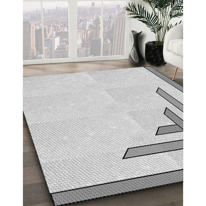 Patterned Platinum Gray Rug in Family Room, pat841gry