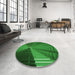 Round Patterned DarkGreen Rug in a Office, pat844grn