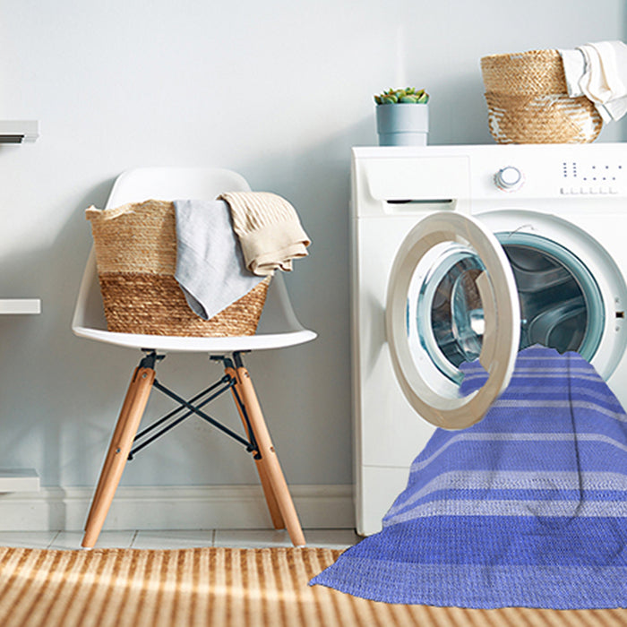Machine Washable Transitional Blue Rug in a Washing Machine, wshpat845blu