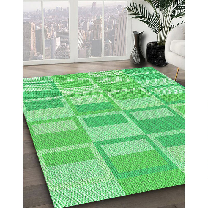 Patterned Green Rug in Family Room, pat846grn