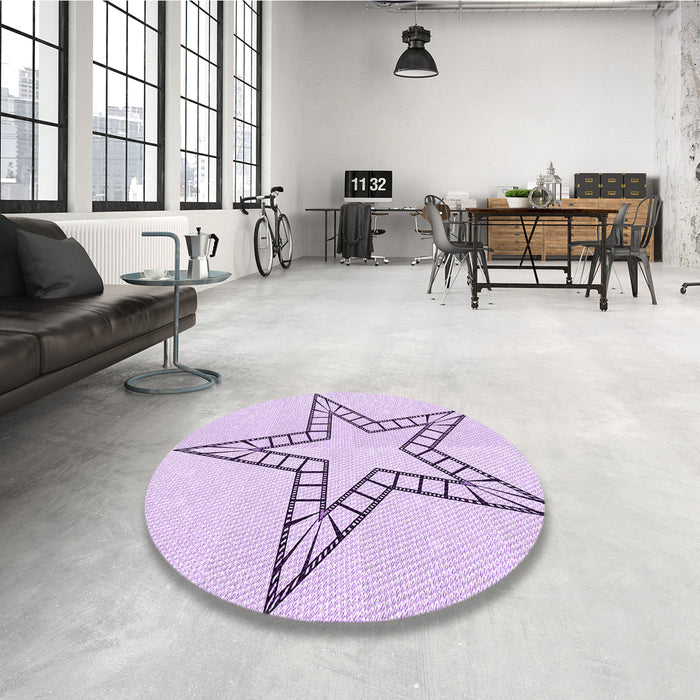 Round Patterned Orchid Purple Rug in a Office, pat85pur