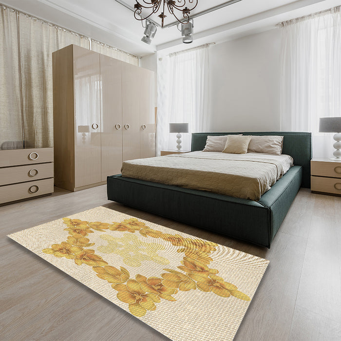 Patterned Khaki Gold Rug in a Bedroom, pat858brn