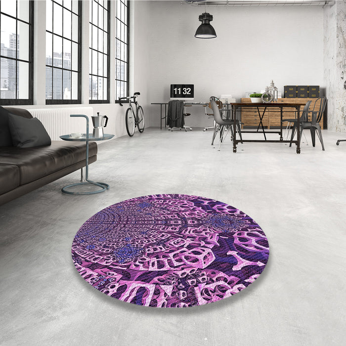 Round Patterned Orchid Purple Rug in a Office, pat868pur