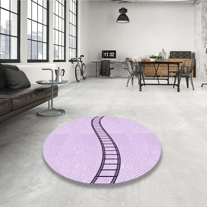 Round Patterned Bright Lilac Purple Rug in a Office, pat87pur
