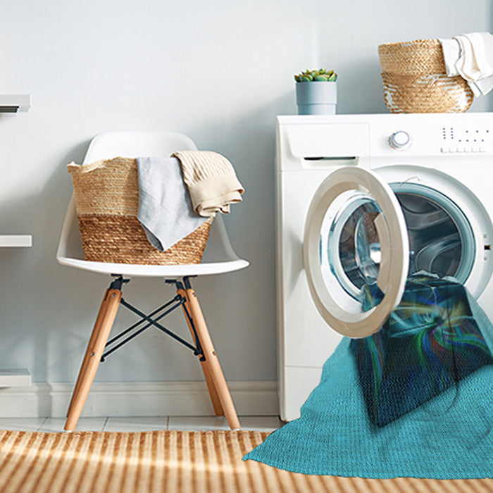 Machine Washable Transitional Diamond Blue Rug in a Washing Machine, wshpat871lblu