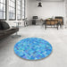 Round Patterned Neon Blue Rug in a Office, pat881lblu