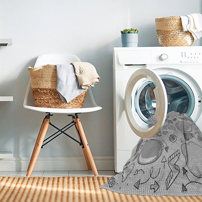 Machine Washable Transitional Platinum Silver Gray Rug in a Washing Machine, wshpat883gry