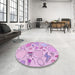 Round Patterned Orchid Purple Rug in a Office, pat883pur