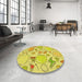 Round Patterned Yellow Rug in a Office, pat883yw