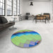 Round Patterned Green Rug in a Office, pat89lblu