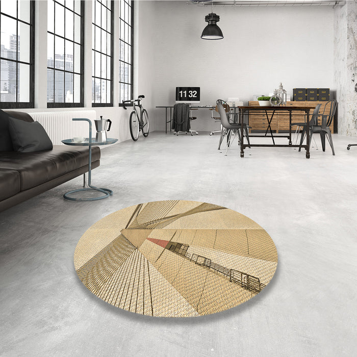 Round Patterned Bronze Brown Rug in a Office, pat893brn
