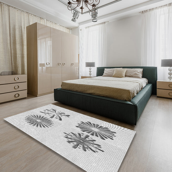 Patterned Platinum Gray Rug in a Bedroom, pat897gry