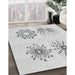 Patterned Off-White Novelty Rug in Family Room, pat899