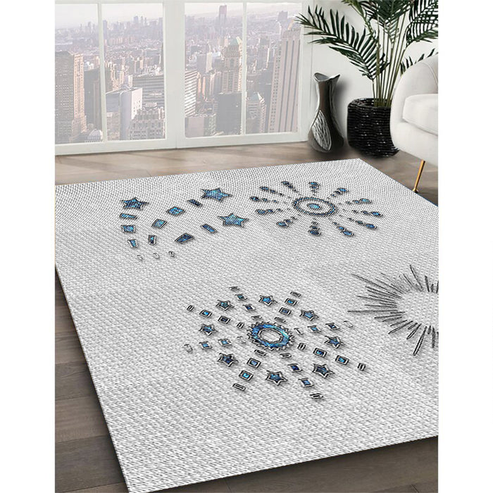 Patterned Off-White Novelty Rug in Family Room, pat901