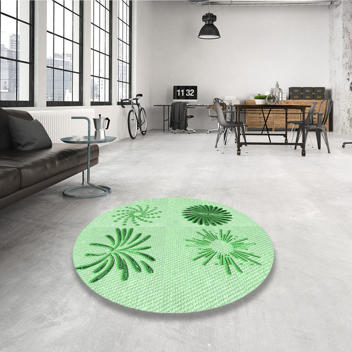 Round Patterned Light Green Rug in a Office, pat903grn