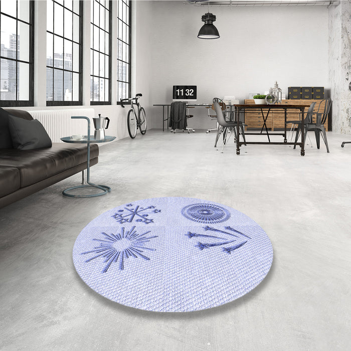 Round Patterned Lavender Blue Rug in a Office, pat905blu