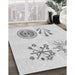 Patterned Off-White Novelty Rug in Family Room, pat905