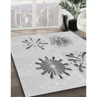 Patterned Platinum Gray Rug, pat906gry