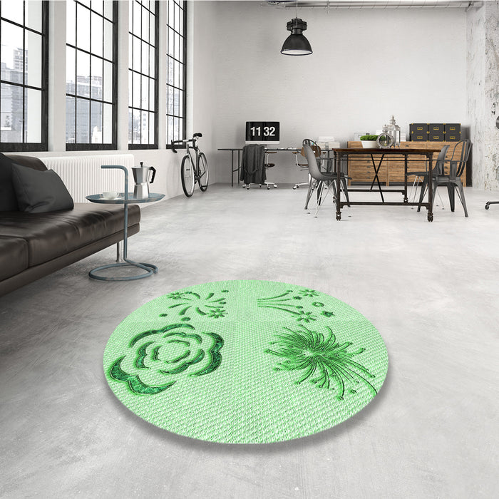 Round Patterned Mint Green Rug in a Office, pat907grn