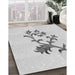 Patterned Platinum Gray Rug in Family Room, pat909gry