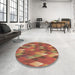 Round Patterned Bronze Brown Rug in a Office, pat91brn