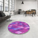Round Patterned Purple Rug in a Office, pat91pur