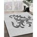 Machine Washable Transitional Platinum Gray Rug in a Family Room, wshpat910gry