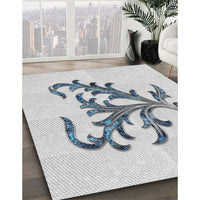 Patterned Silver Gray Novelty Rug, pat910