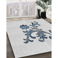 Patterned Silver Gray Novelty Rug, pat911