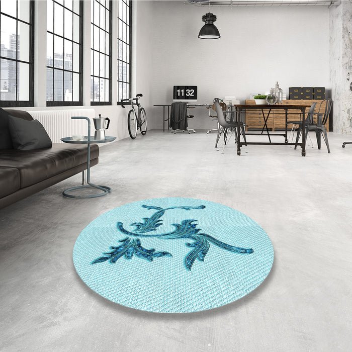 Round Patterned Electric Blue Rug in a Office, pat913lblu