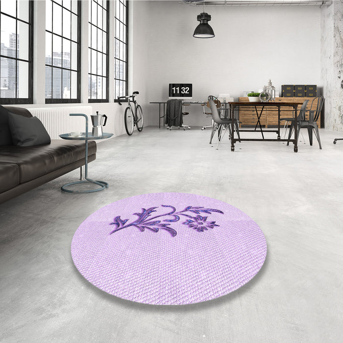 Round Patterned Bright Lilac Purple Rug in a Office, pat915pur